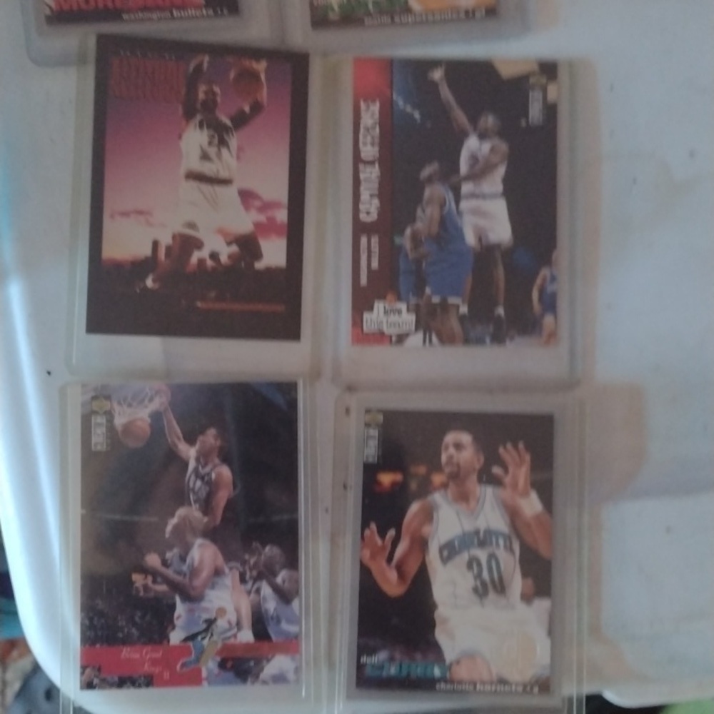 Basketball Trading Card Collection - Picture 3 of 6